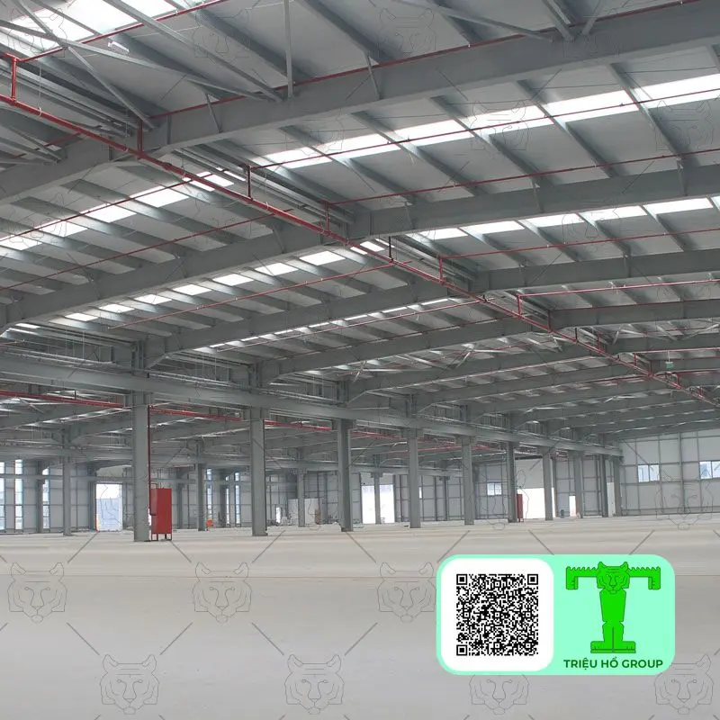 Mái nhà xưởng lợp xen tôn lấy sáng