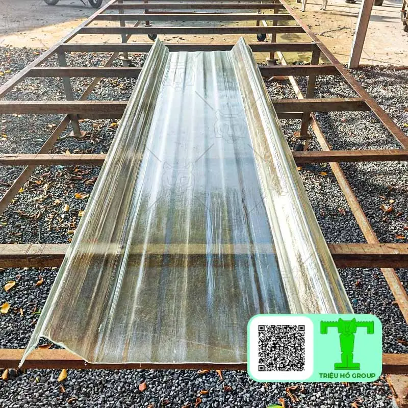 Tôn Cliplock lấy sáng trên kệ