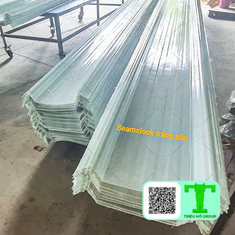 Tôn lấy sáng sóng cao loại trắng đục
